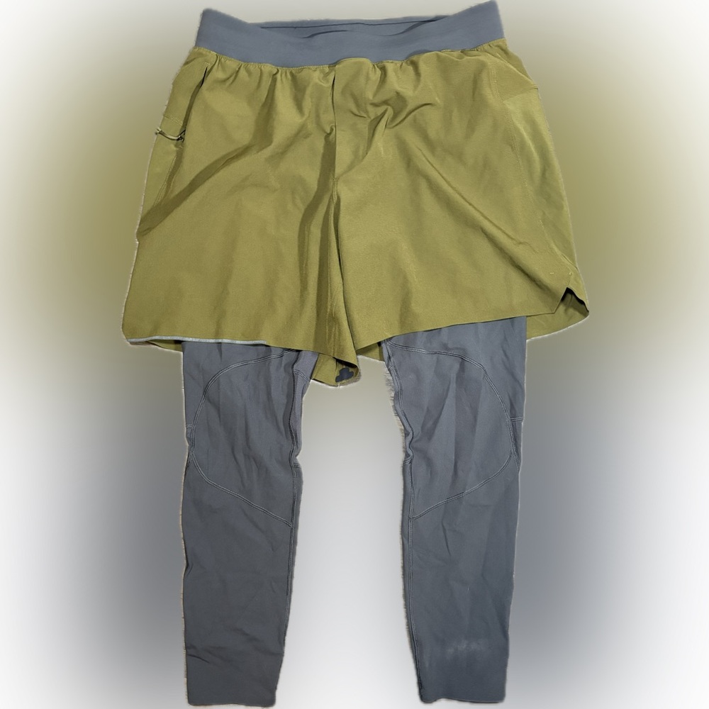 Lululemon Cold Terrain 2-in-1 short